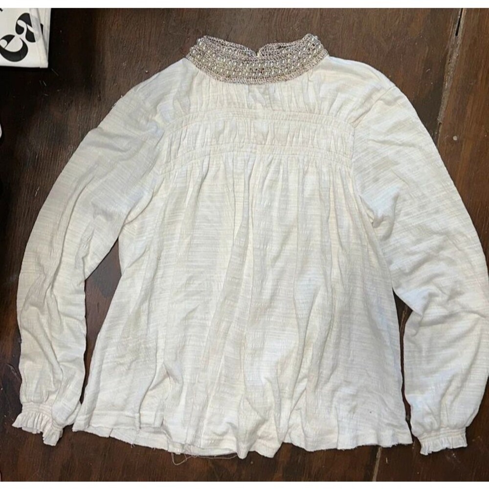White Gimmicks by BKE Top Size Small